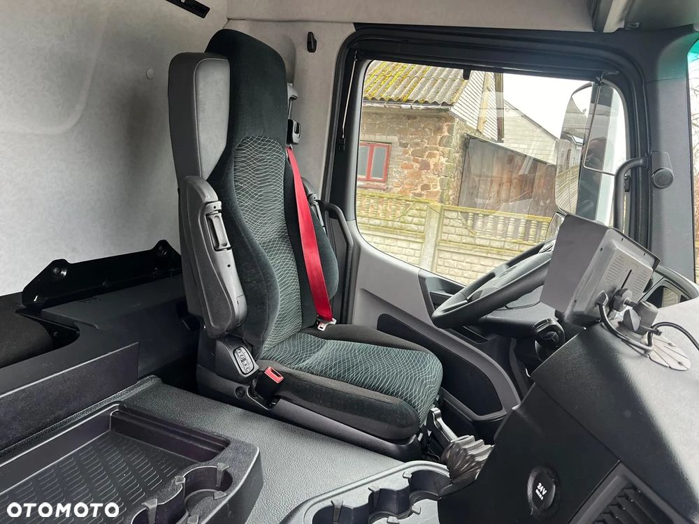 Mercedes-Benz Antos 1832 / Izoterma / Euro 6 / Winda / - 35