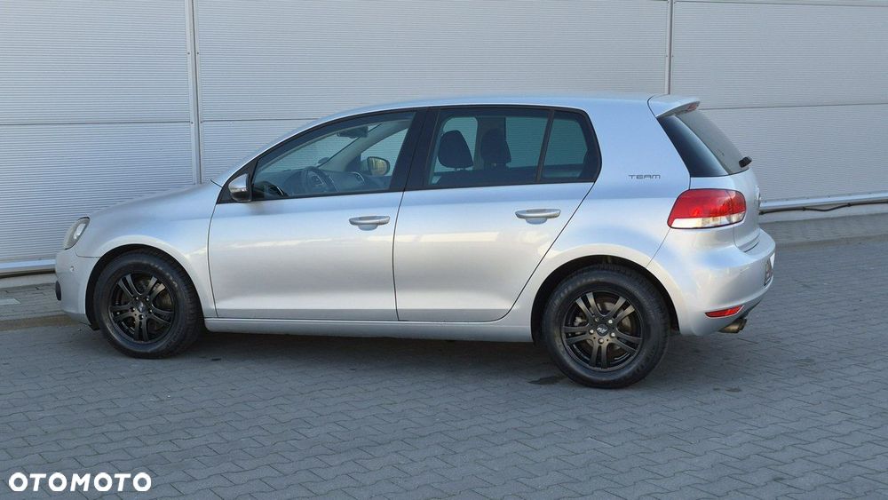 Volkswagen Golf - 18