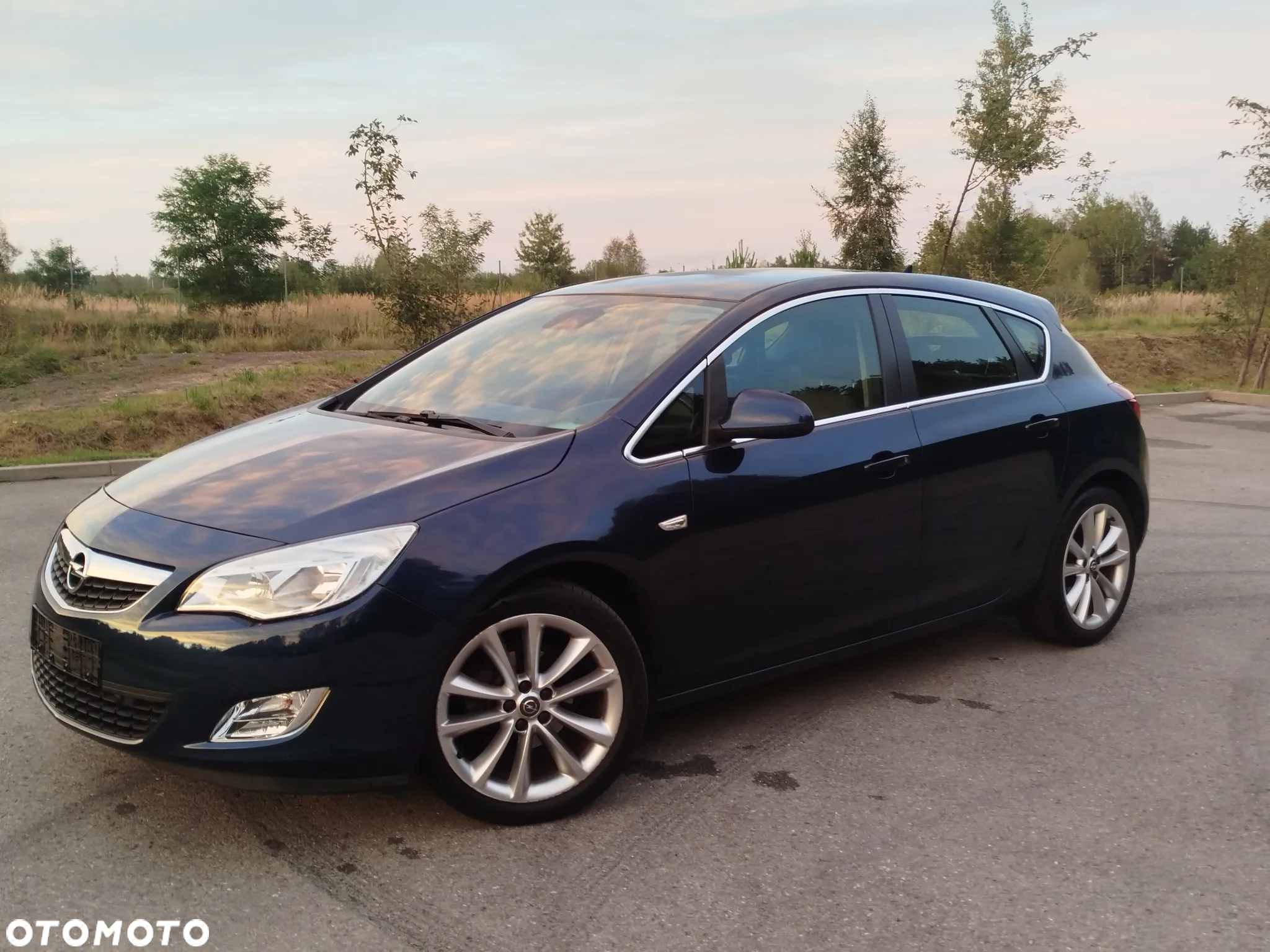 Opel Astra 1.4 Turbo Cosmo - 33