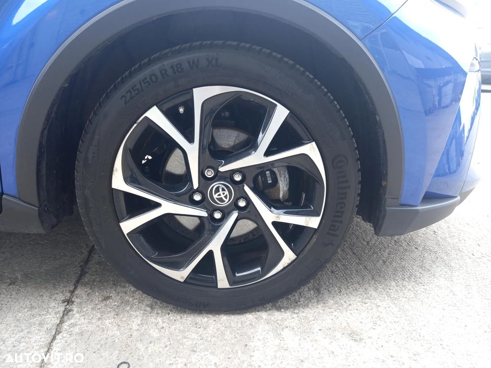 Toyota C-HR - 16