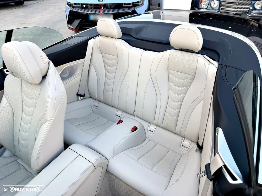 BMW 840 i xDrive - 29