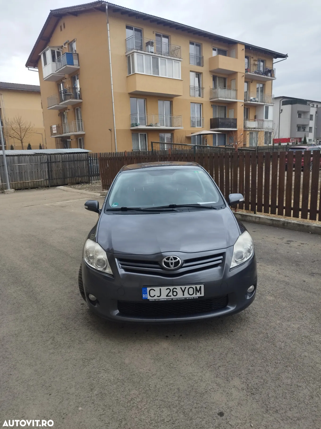Toyota Auris 2.0 D-4D DPF Sol - 9