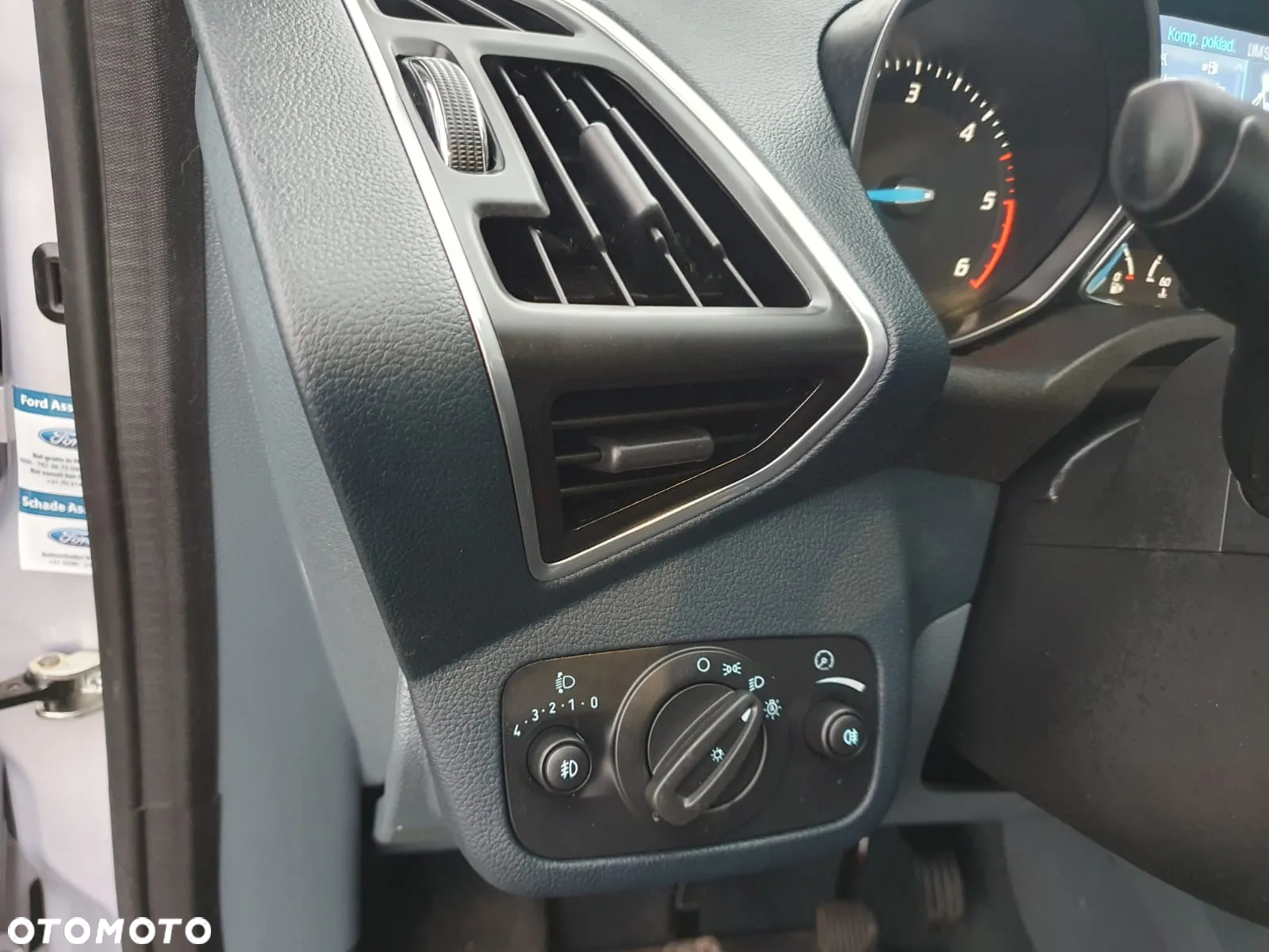 Ford Grand C-MAX 1.6 TDCi Titanium - 18