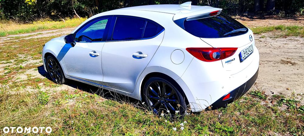 Mazda 3 - 8