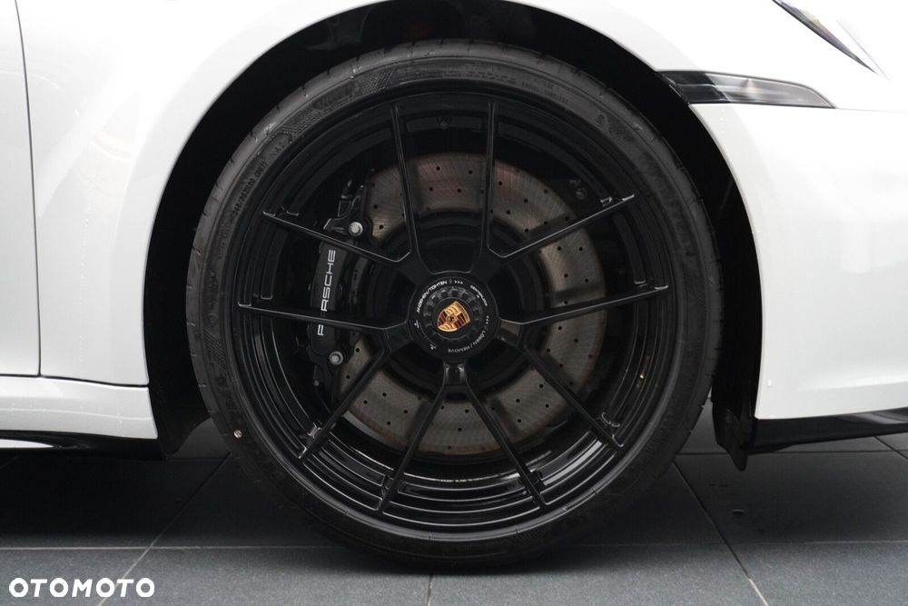 Porsche 911 - 8