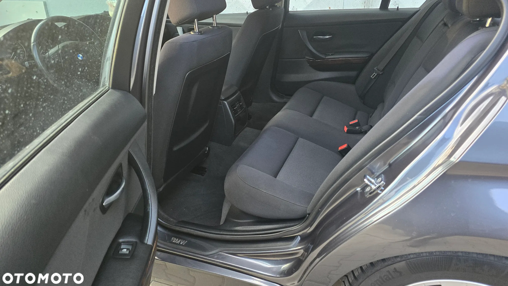 BMW Seria 3 318i - 19