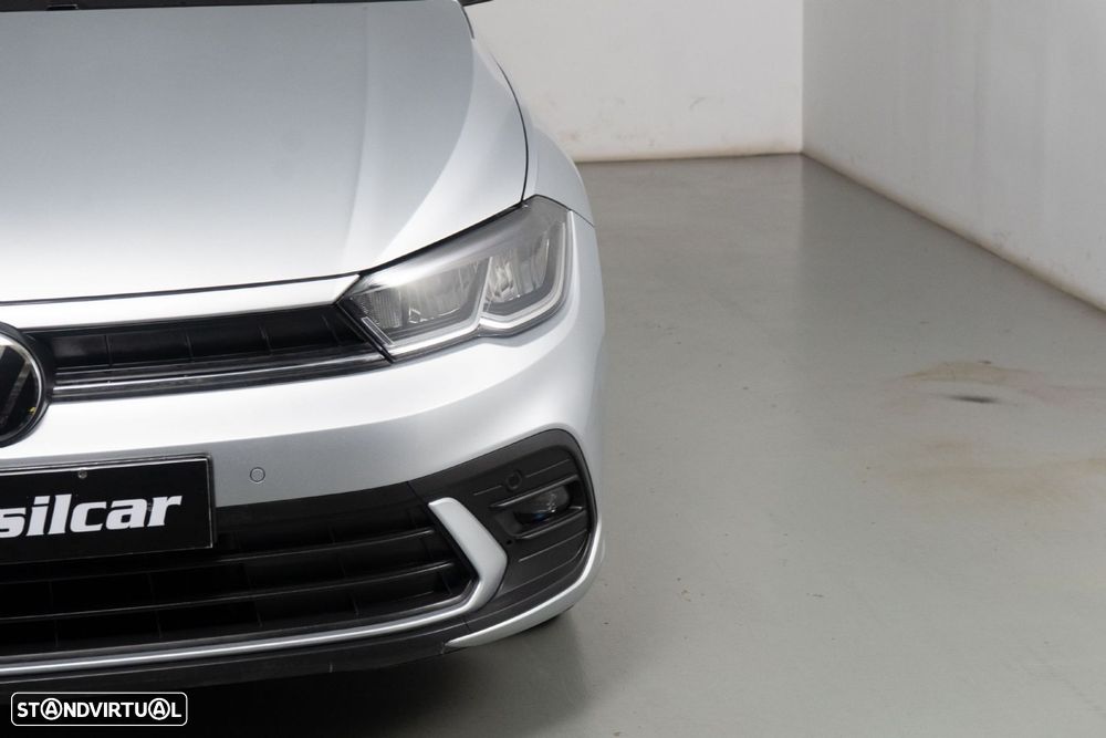 VW Polo 1.0 TSI Urban DSG - 18