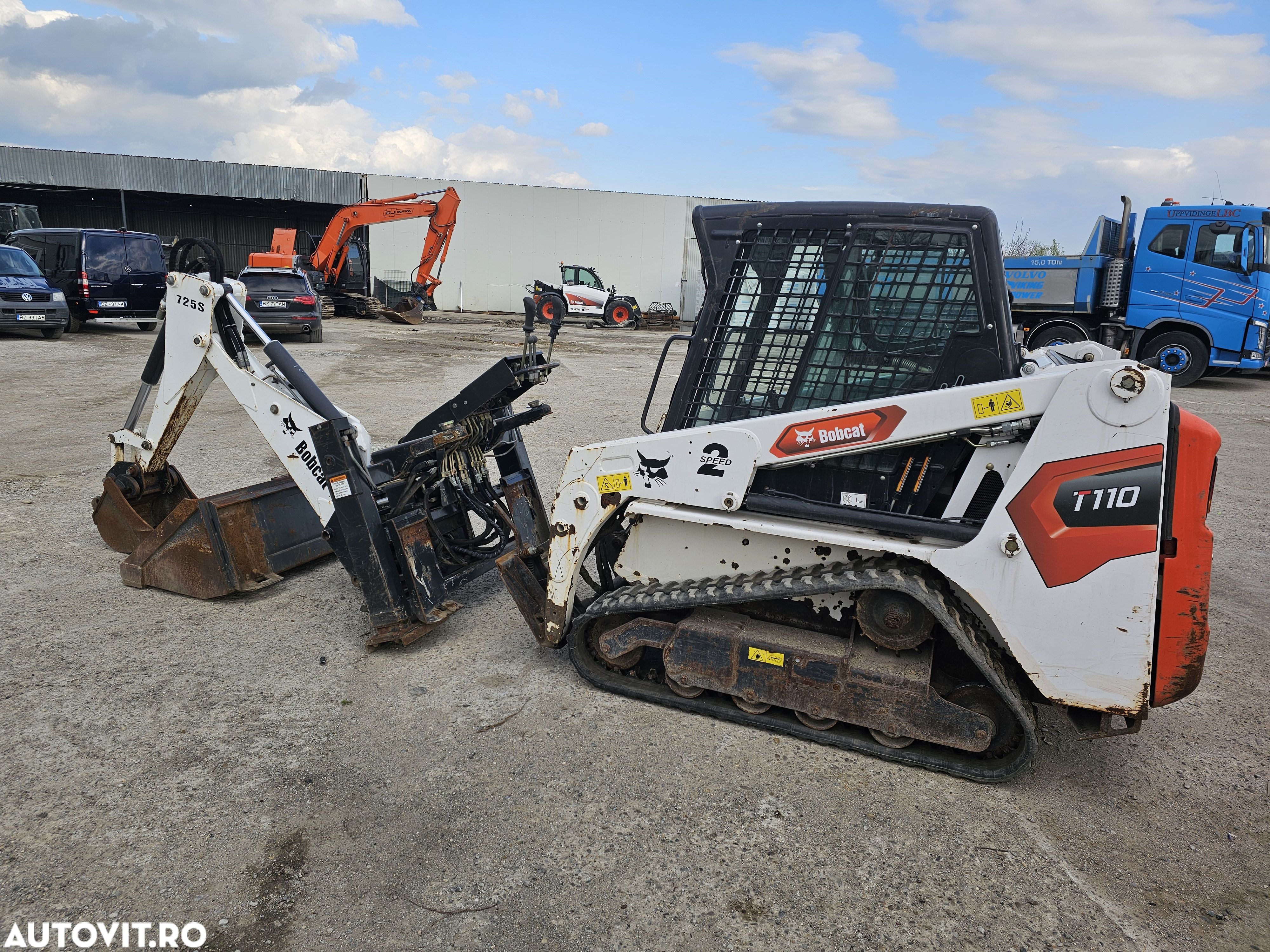 Bobcat T110 miniincarcator pe senile cu brat excavator bobcat miniexcavator  incarcator frontal - 1