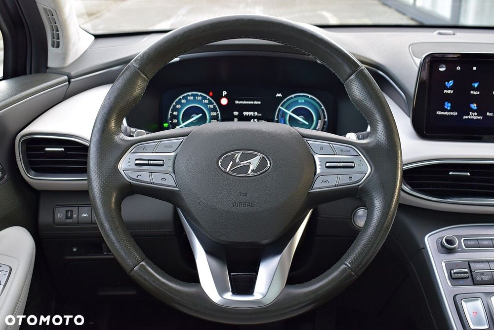 Hyundai Santa Fe - 32