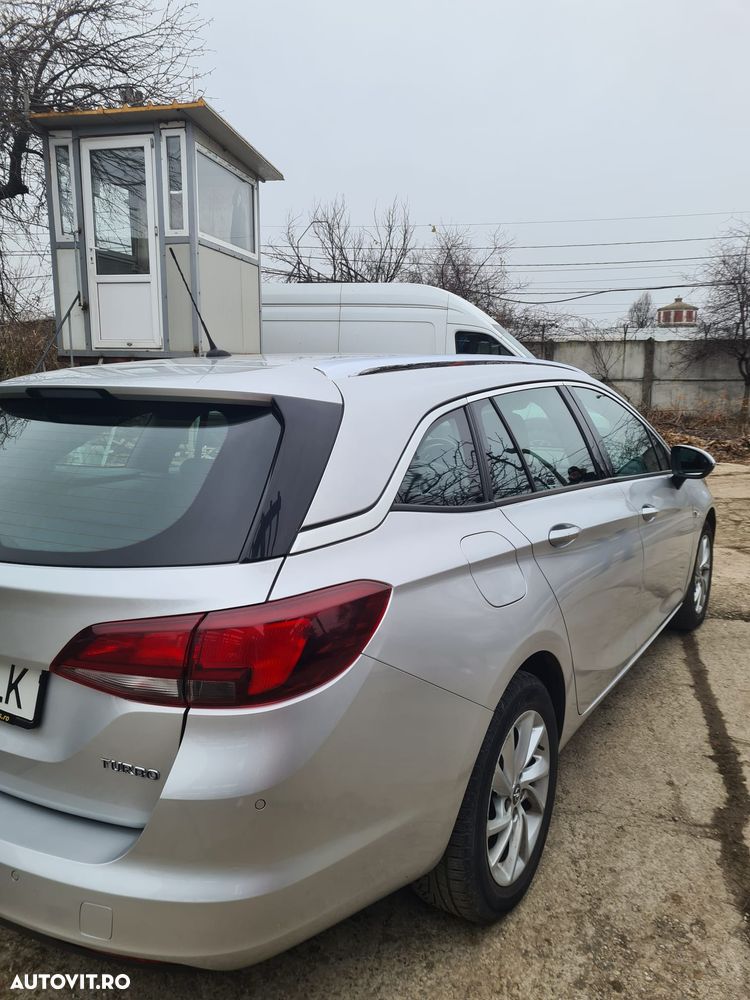 Opel Astra Sport Tourer Turbo 1.4 ECOTEC Dynamic - 24