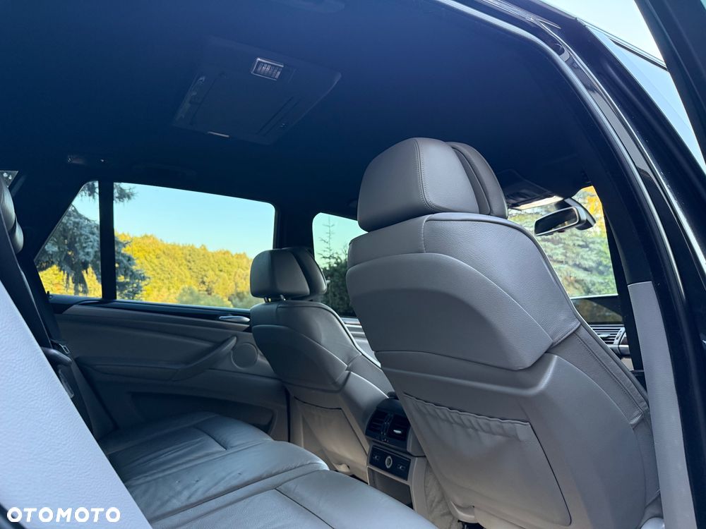BMW X5 3.0sd xDrive - 16