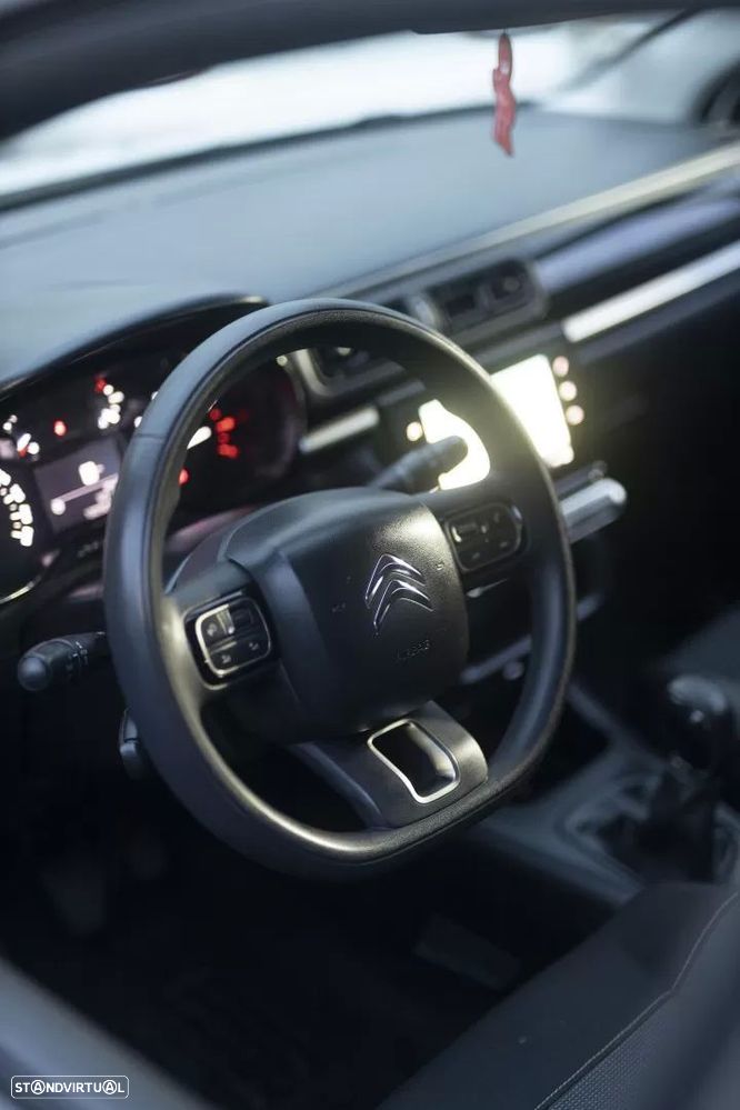 Citroën C3 1.2 PureTech Feel — fotografia 15