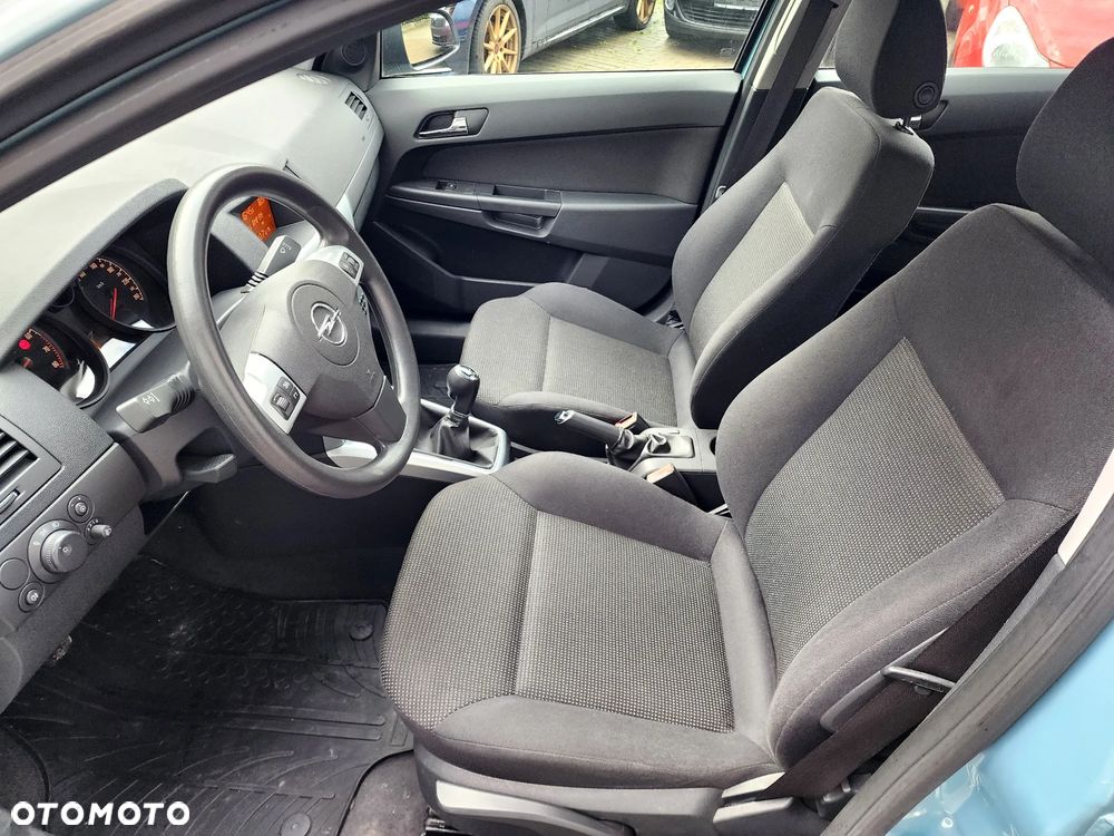 Opel Astra 1.4 Enjoy - 23
