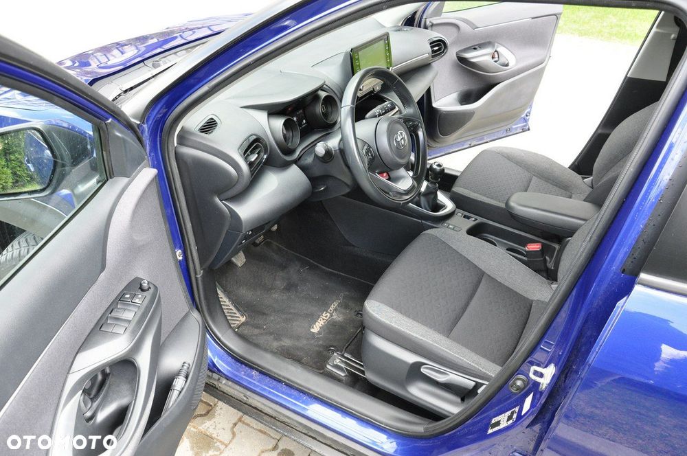 Toyota Yaris Cross - 12