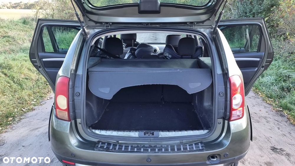 Dacia Duster 1.6 16V 4x2 - 6