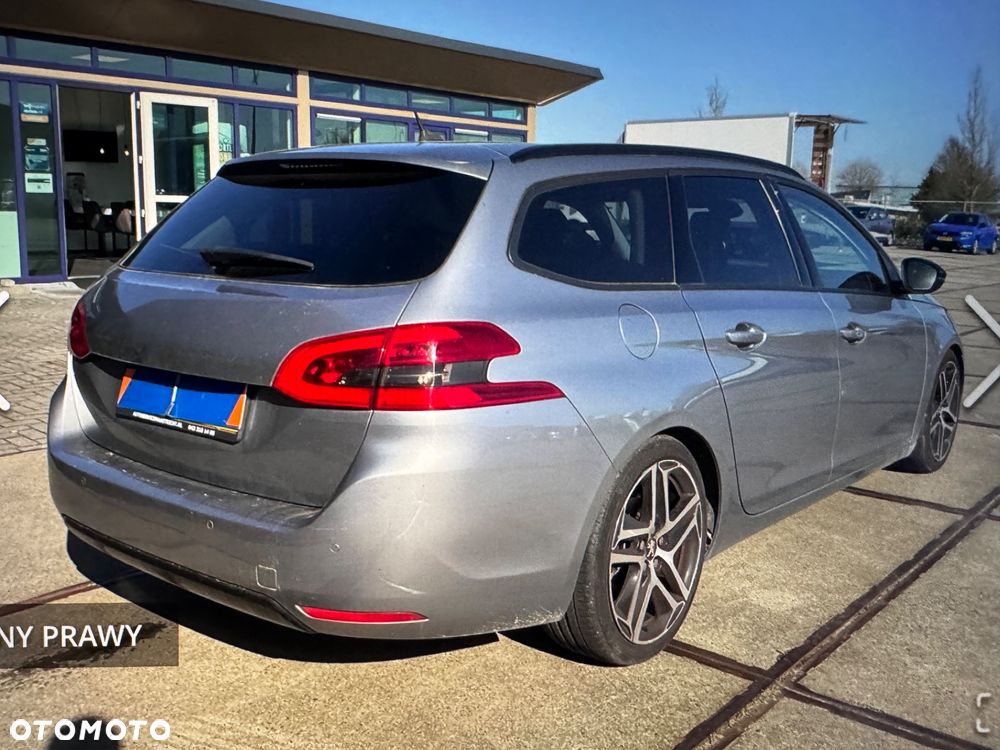 Peugeot 308 155 THP Platinum - 11