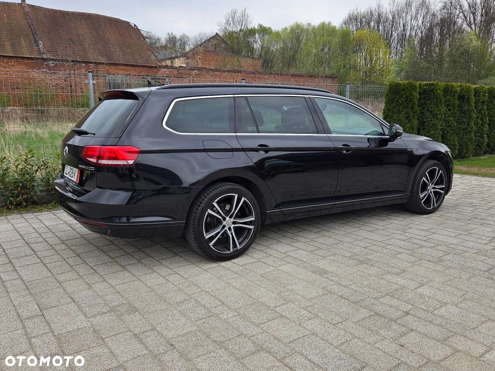 Volkswagen Passat Variant 2.0 TDI (BlueMotion Technology) Comfortline - 5