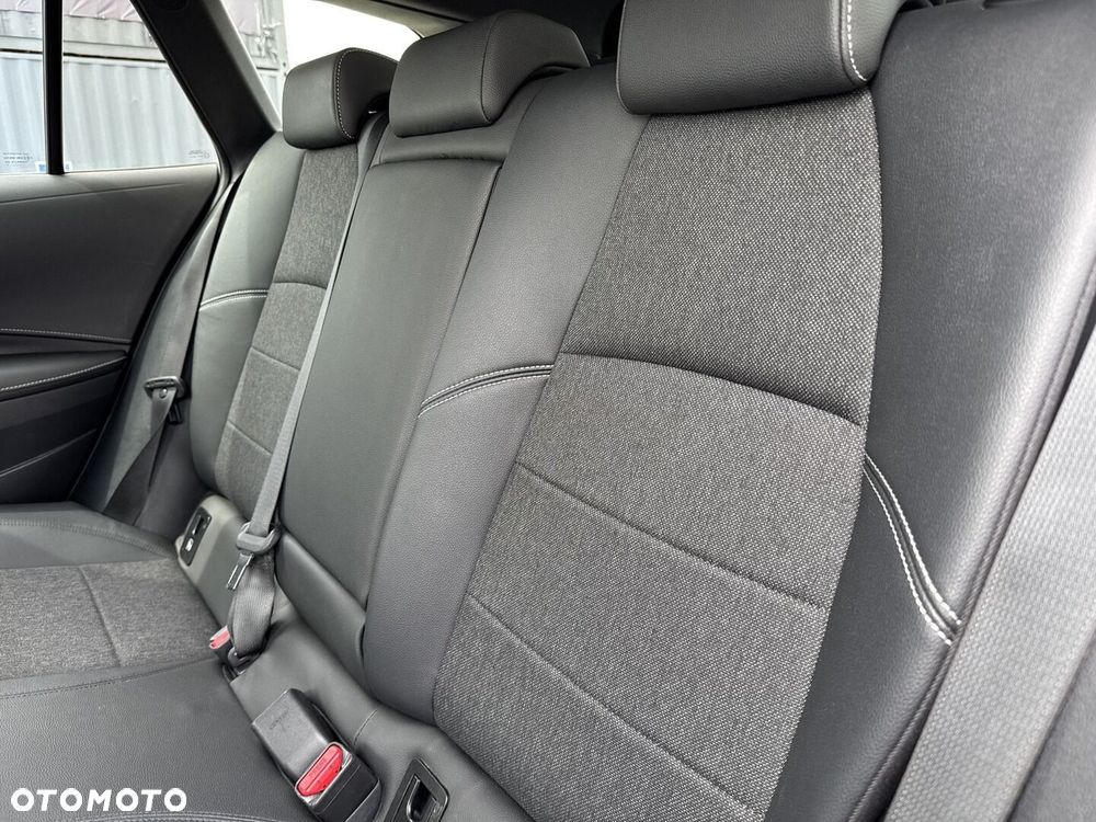 Toyota Corolla 1.8 Hybrid Comfort - 13