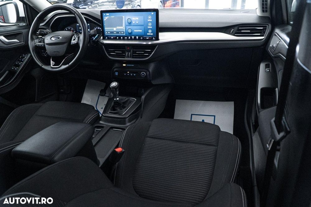 Ford Focus 1.0 EcoBoost Titanium - 3
