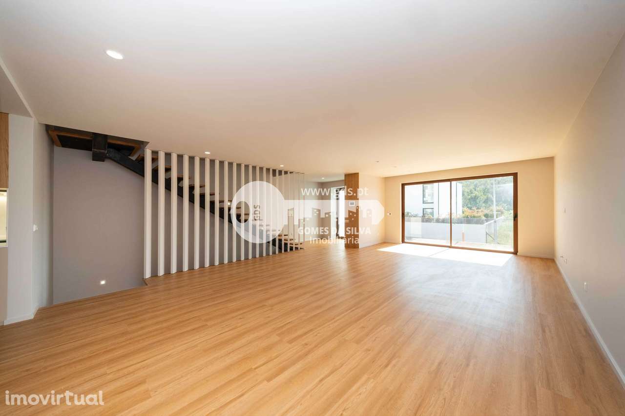 Moradia T3 Nova | Priscos, Braga - Grande imagem: 2/40