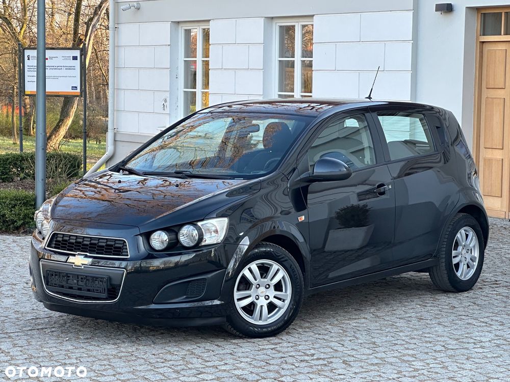Chevrolet Aveo 1.4 16V Base - 6