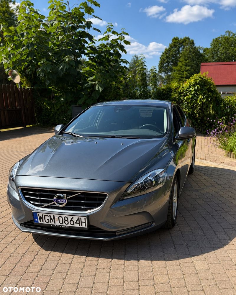 Volvo V40 T3 Momentum - 3