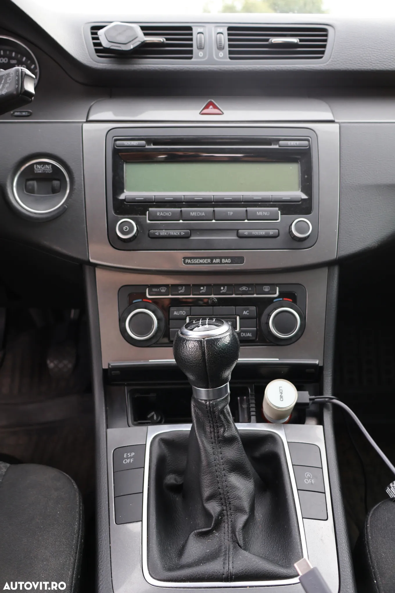 Volkswagen Passat Variant 1.6 TDI DPF BlueMotion Technology Trendline - 14