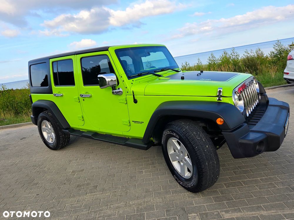 Jeep Wrangler - 11