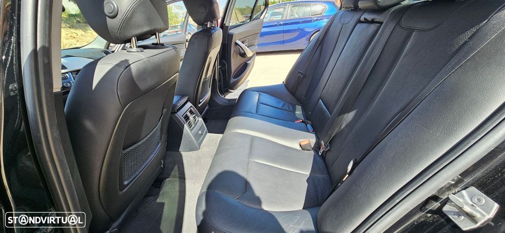 BMW 320 d Line Sport Auto - 21
