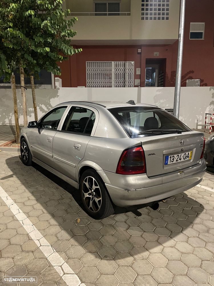 Opel Astra 2.0 DTi Elegance - 4