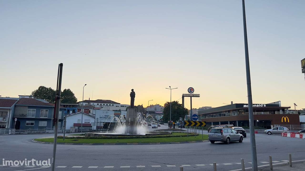 Garagem  Venda em Vila Nova de Famalicão e Calendário,Vila Nova de Fam - Grande imagem: 5/7