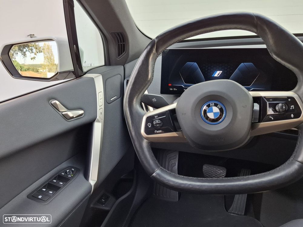 BMW iX xDrive40 - 3