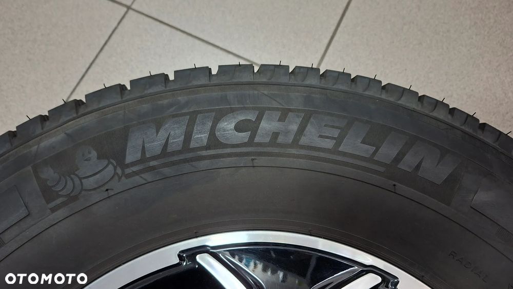 Koła letnie 16 Fiat Ducato Jumper Boxer 5x130 ET 68 Michelin 225/75 R16CP - 16