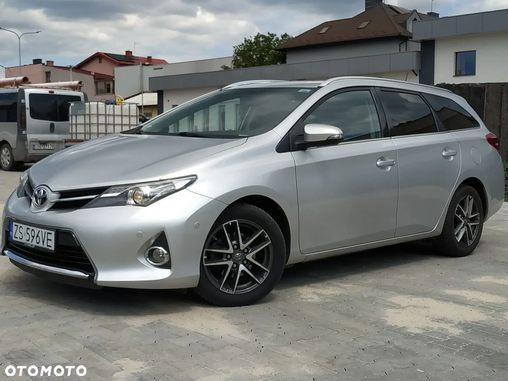 Toyota Auris 1.6 Valvematic Edition - 2