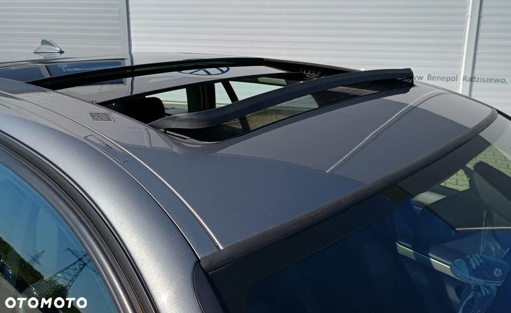 BMW Seria 3 318d Luxury Line - 17