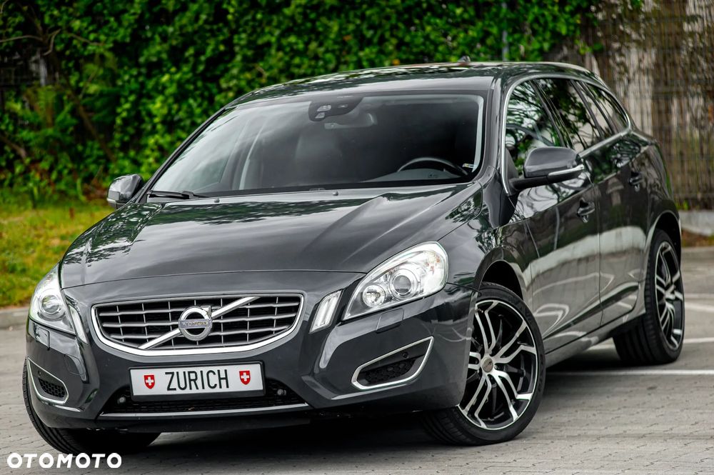 Volvo V60 D5 Geartronic Kinetic - 14