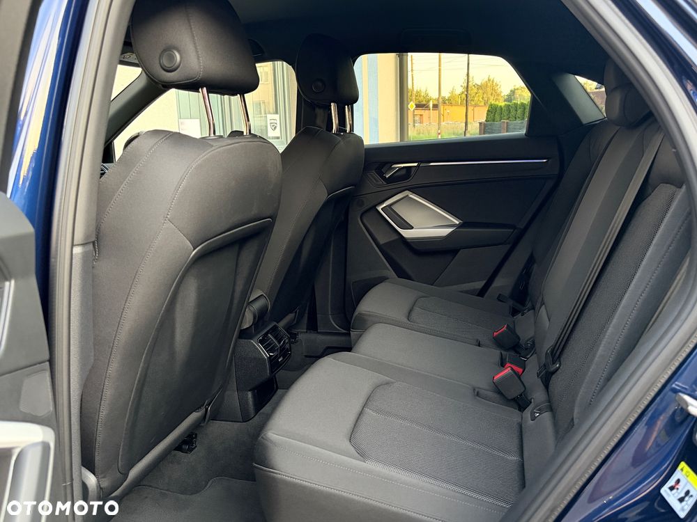 Audi Q3 Sportback 45 TFSIe S tronic S line - 14