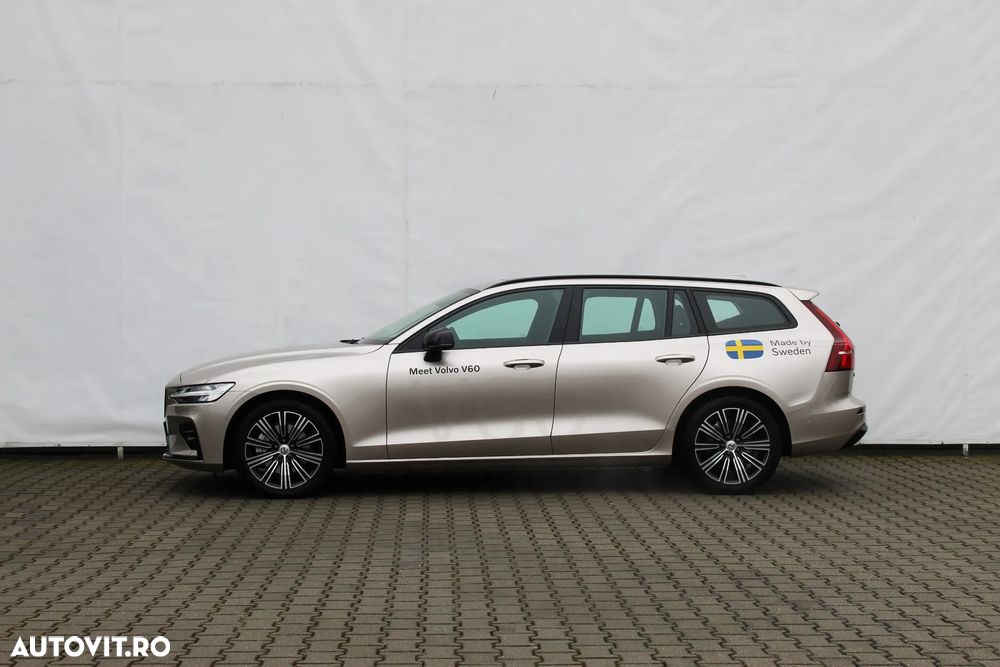 Volvo V60 B4 B DKG Plus Dark - 8
