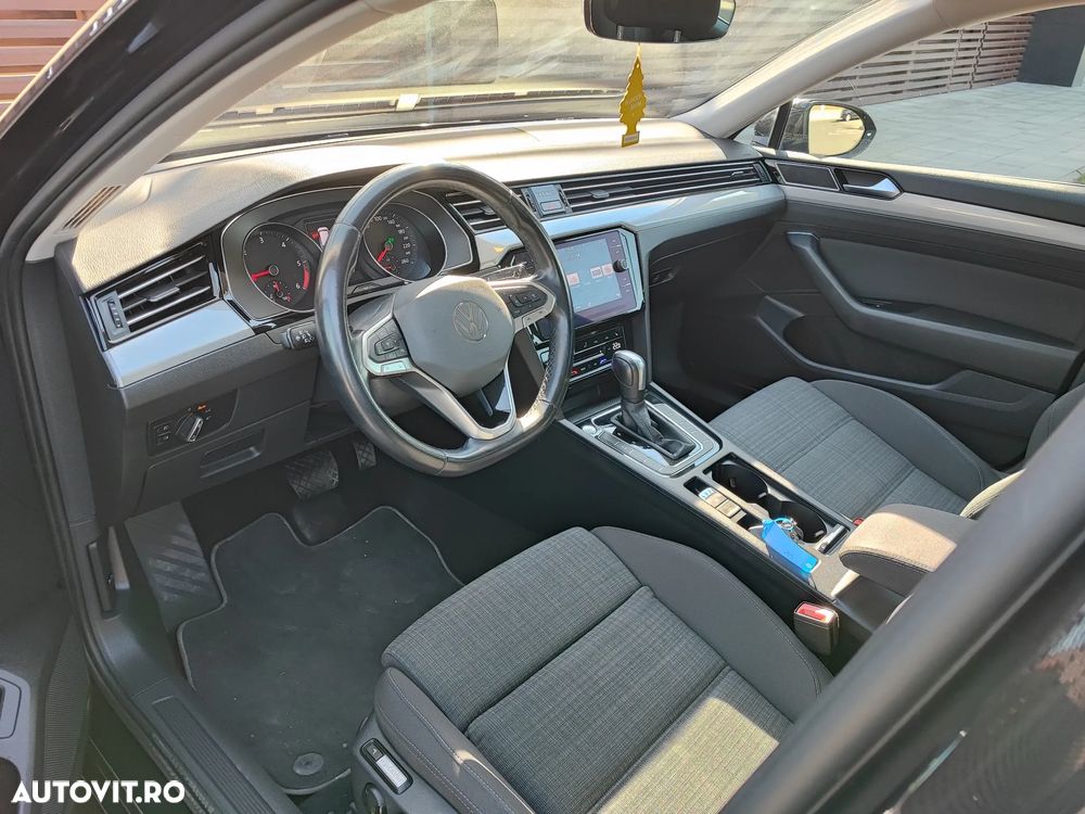 Volkswagen Passat 2.0 TDI SCR DSG Business - 24