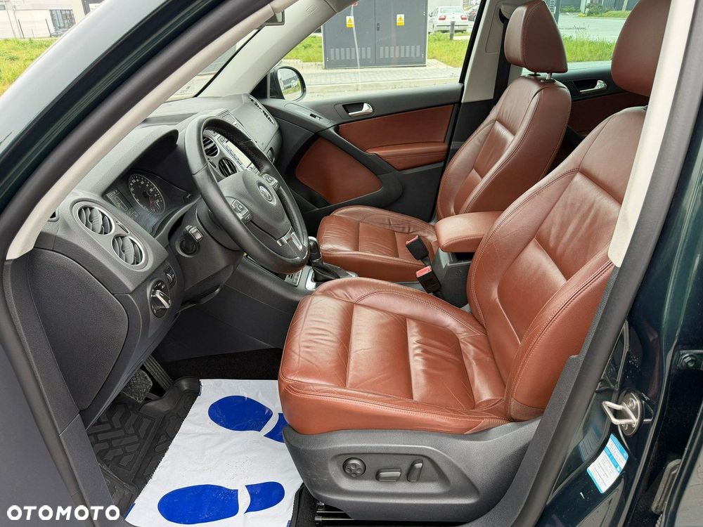 Volkswagen Tiguan 2.0 TDI DPF 4Motion BlueMotion Technology DSG Exclusive - 18