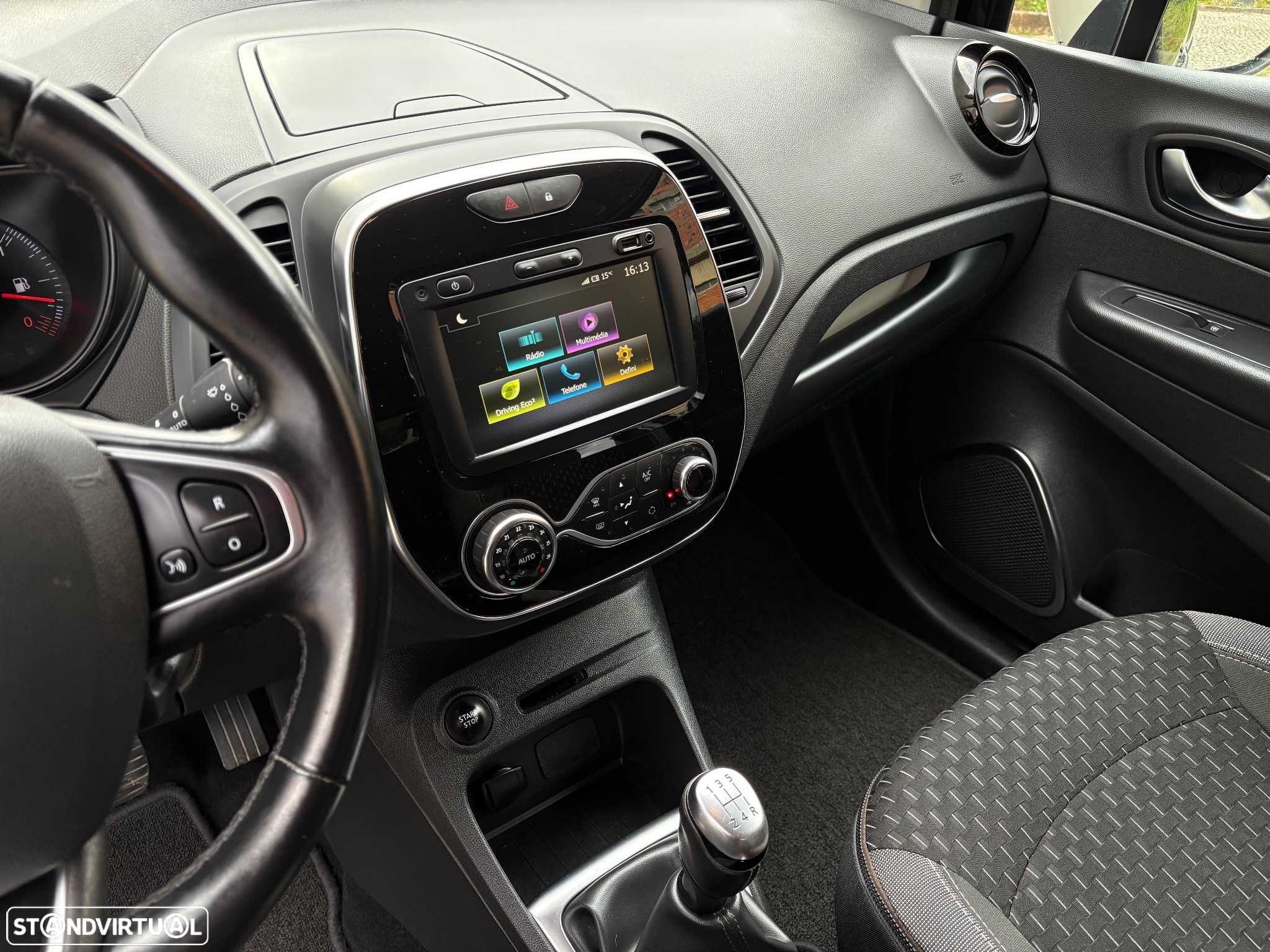 Renault Captur 1.5 dCi Exclusive - 8