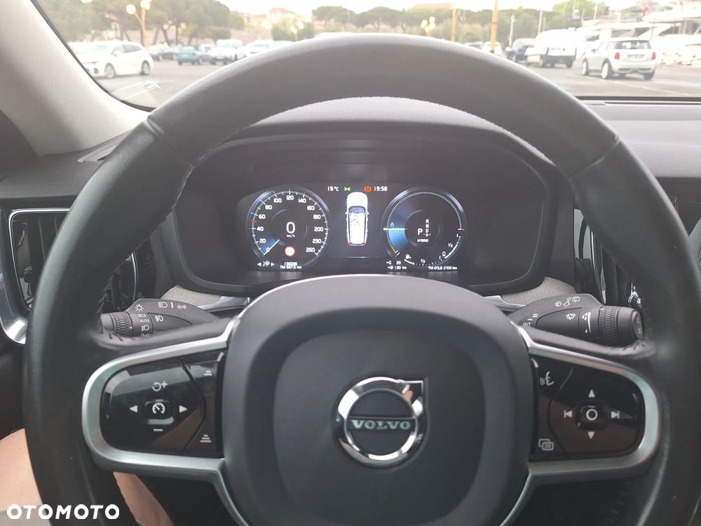Volvo V60 T8 AWD Plug-In Hybrid Inscription - 22