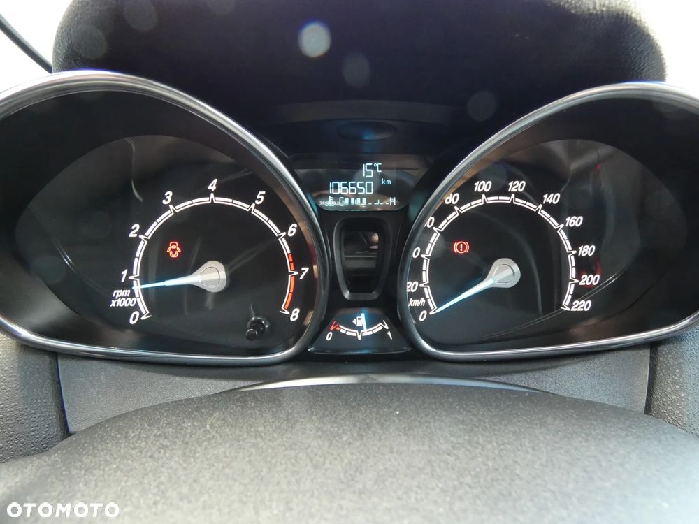 Ford Fiesta 1.25 Champions Edition - 17