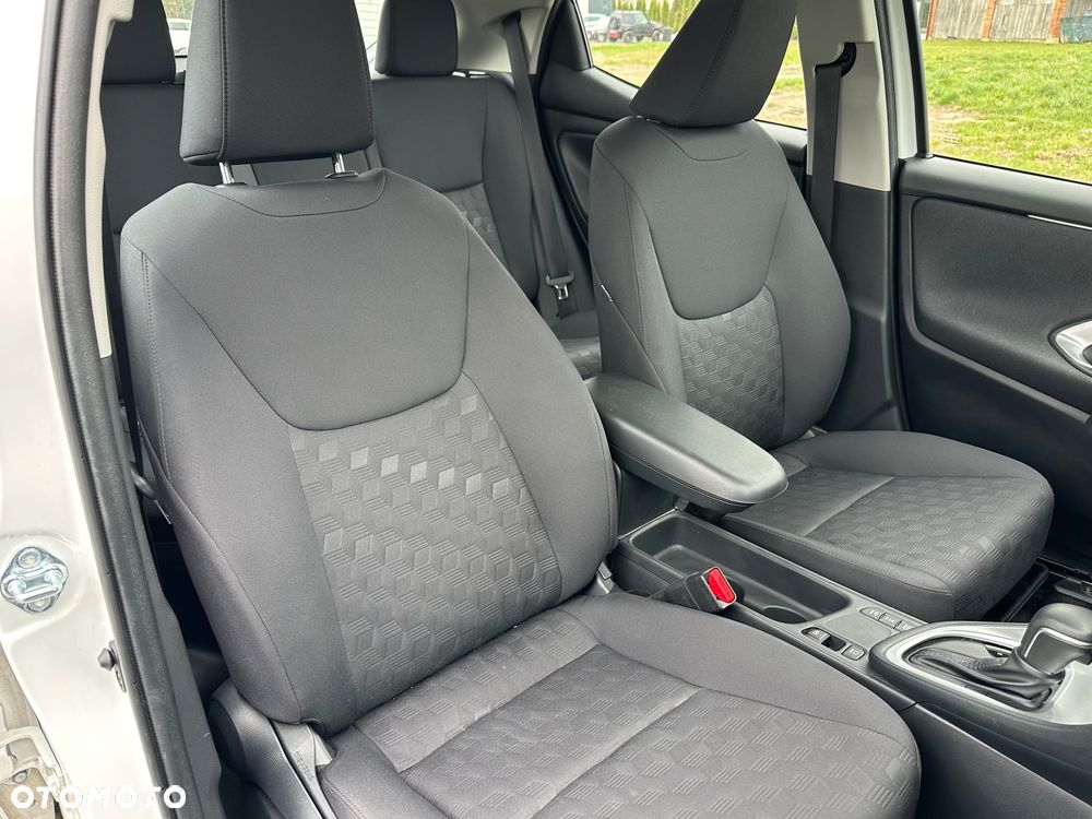 Toyota Yaris - 25