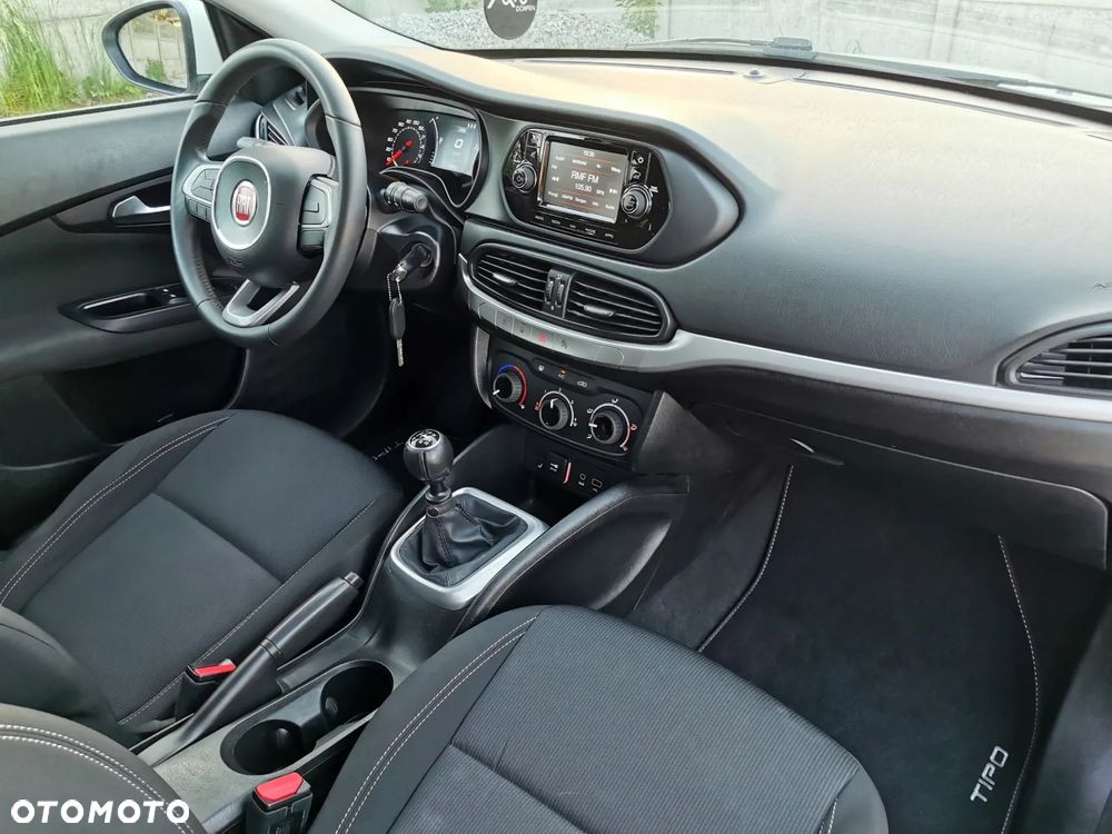 Fiat Tipo 1.4 16V More - 8