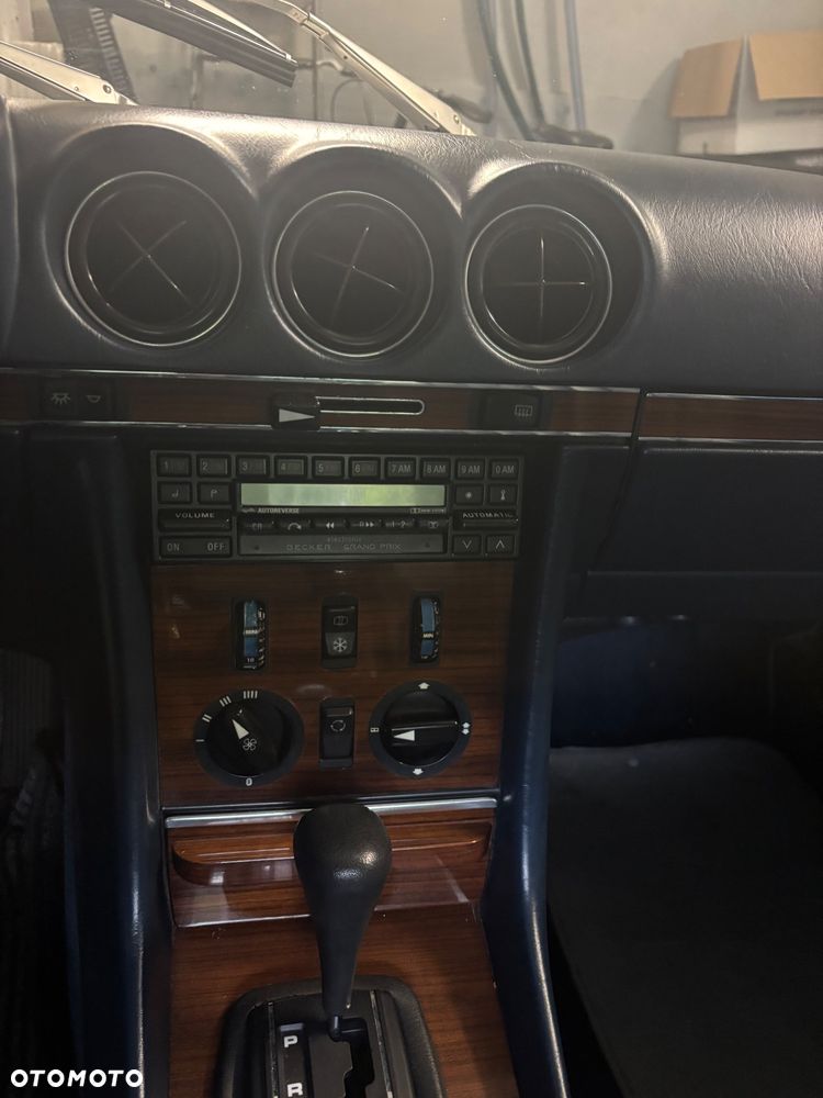 Mercedes-Benz SL - 16