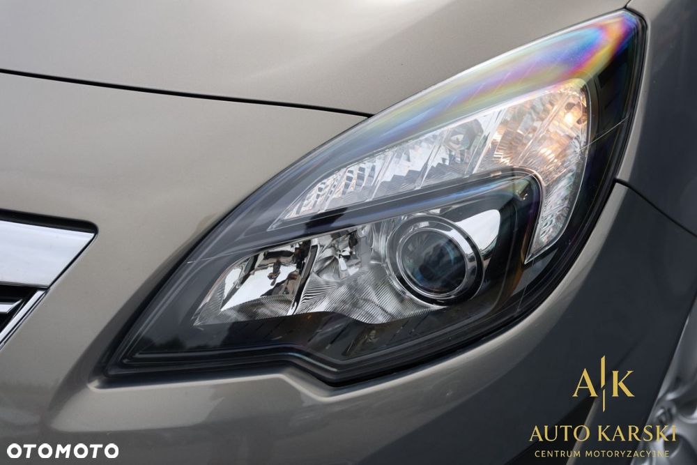 Opel Meriva - 12