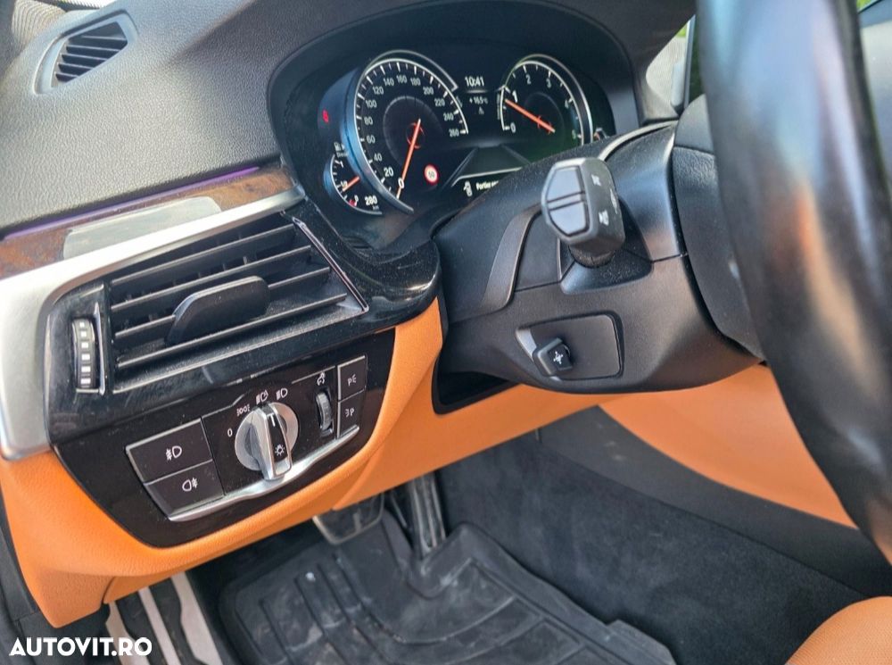 BMW Seria 5 530d xDrive Aut. - 18