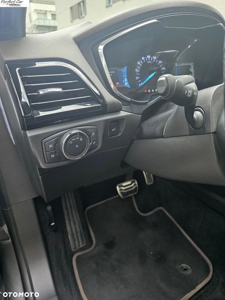 Ford Mondeo SW 2.0 Hybrid ST-Line Plus - 10