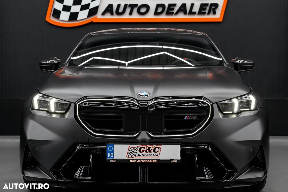 BMW M5 xDrive - 25